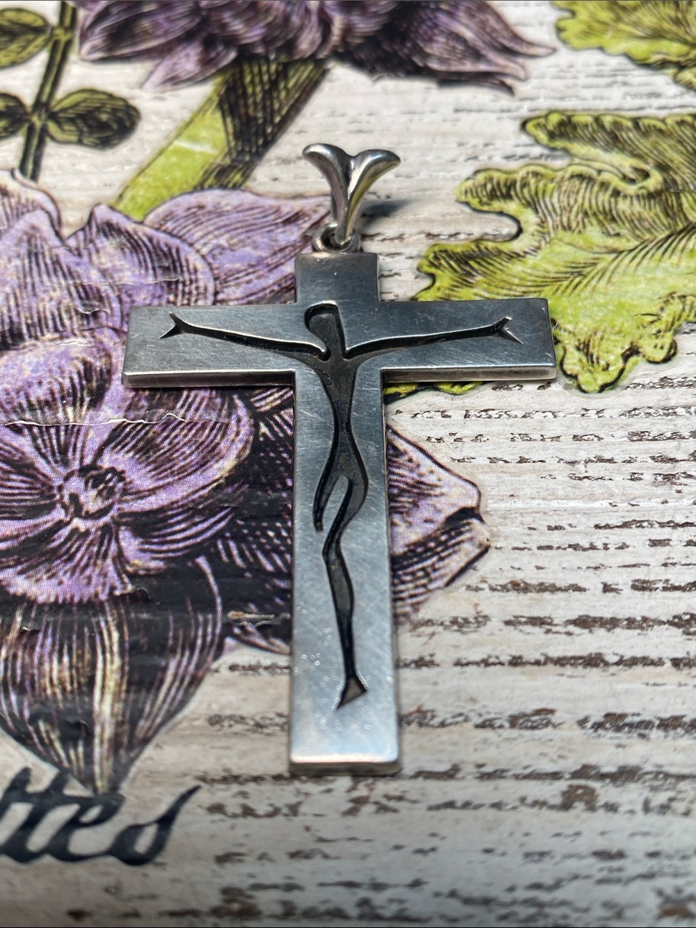VINTAGE STERLING SILVER MODERNIST ABSTRACT CROSS CRUCIFIX ARTISAN PENDANT